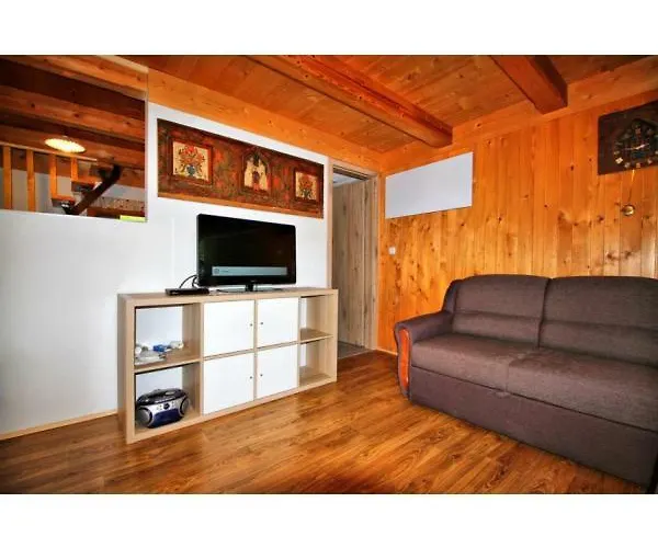 Pocitniska Hisa Jeklar